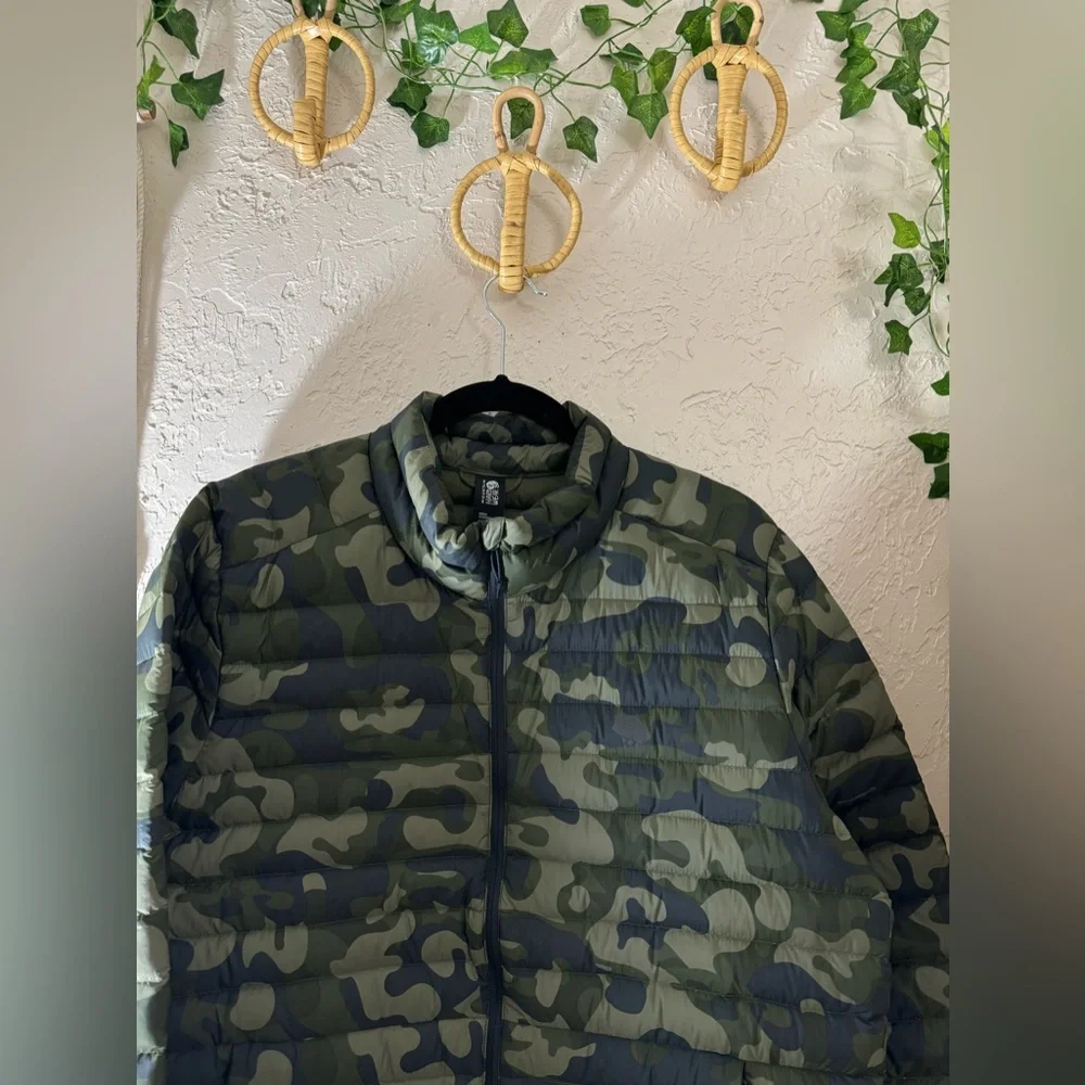 Mountain Hardwear Men Mt. Eyak 2 Jacket Insulated WR Dark Army Camo Size M